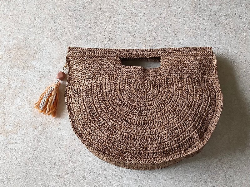 Mika color×semi-circular hand-held woven bag LW Linwei hand-made