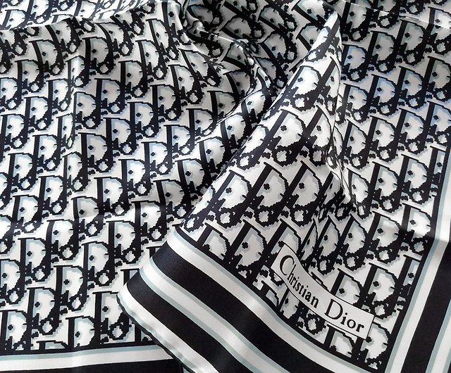 Christian Dior   ディオール　モノグラム　ロゴ　スカーフ