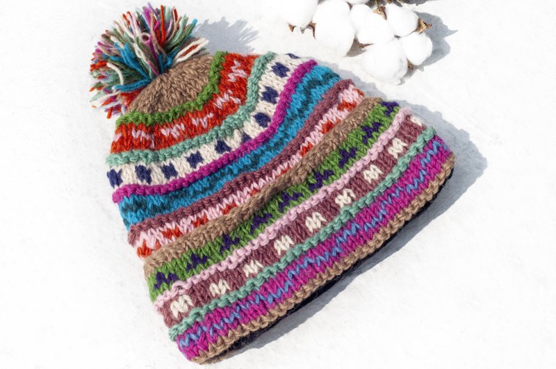 Keep warm, camping, must-have mountaineering, go out on the beach, snow and snow, props, hand-knitted pure wool hat/knitted woolen hat/inner bristled hand-knit woolen hat/hand knitted woolen hat-strawberry cake - Hats & Caps - Wool Multicolor