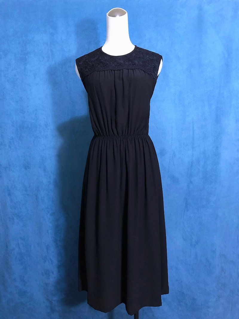 Lace flower chiffon sleeveless vintage dress / bring back VINTAGE abroad - One Piece Dresses - Polyester Black