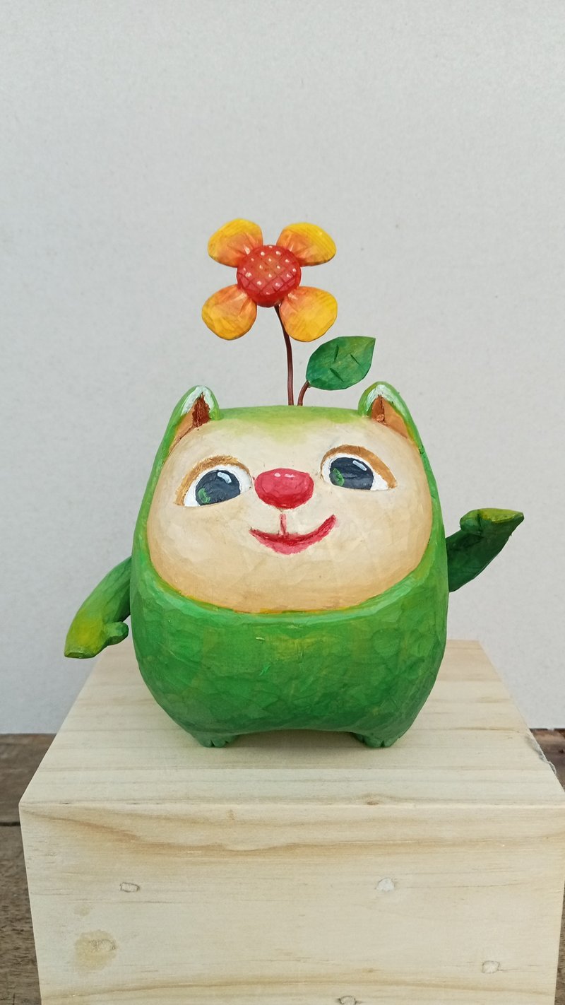 round green cat with flower lover - Stuffed Dolls & Figurines - Wood Green