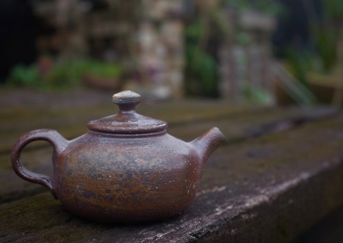 TREE POTTERY S&M wood-fired teapot