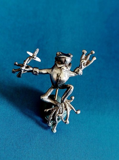 老時光製造所 vintage jewelry 古董銀製青蛙紳士別針