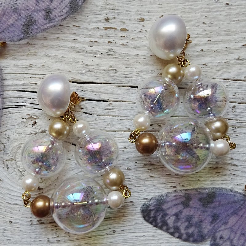 Sedmikrasky Dreaming Butterfly Triangle Earrings / Beige - Earrings & Clip-ons - Glass Brown