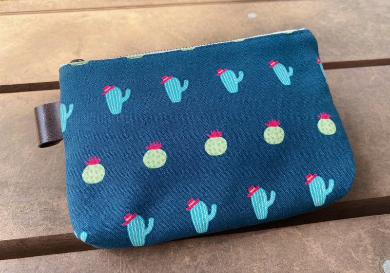 Cactus | Universal zipper bag - กล่องดินสอ/ถุงดินสอ - ผ้าฝ้าย/ผ้าลินิน สีเขียว