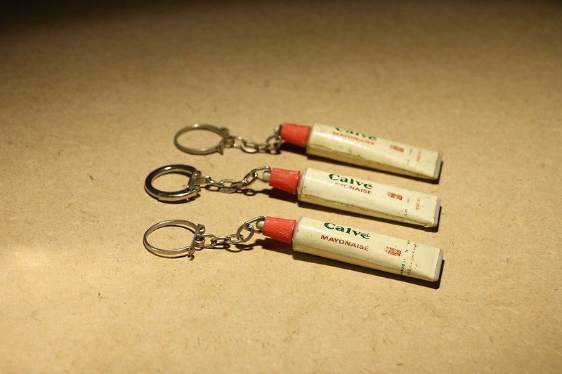 Purchased from the old Calvé brand mayonnaise key ring in the middle and late 20th century in the Netherlands - Keychains - Plastic Yellow