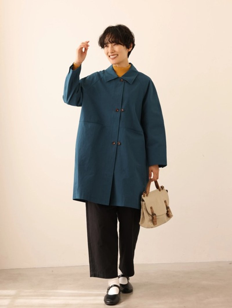 A coat that will be the centerpiece of your fall outfit Mid-length coat Peacock blue 240928-2 - เสื้อแจ็คเก็ต - ผ้าฝ้าย/ผ้าลินิน 