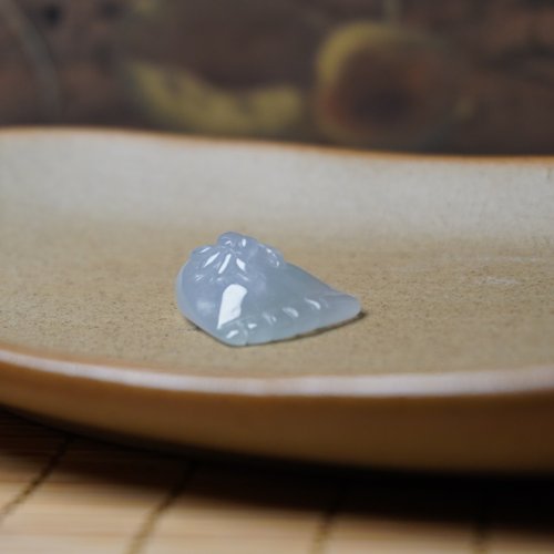 瓔珞翡翠 冰種翡翠知足常樂| 天然A貨翡翠 | 送禮