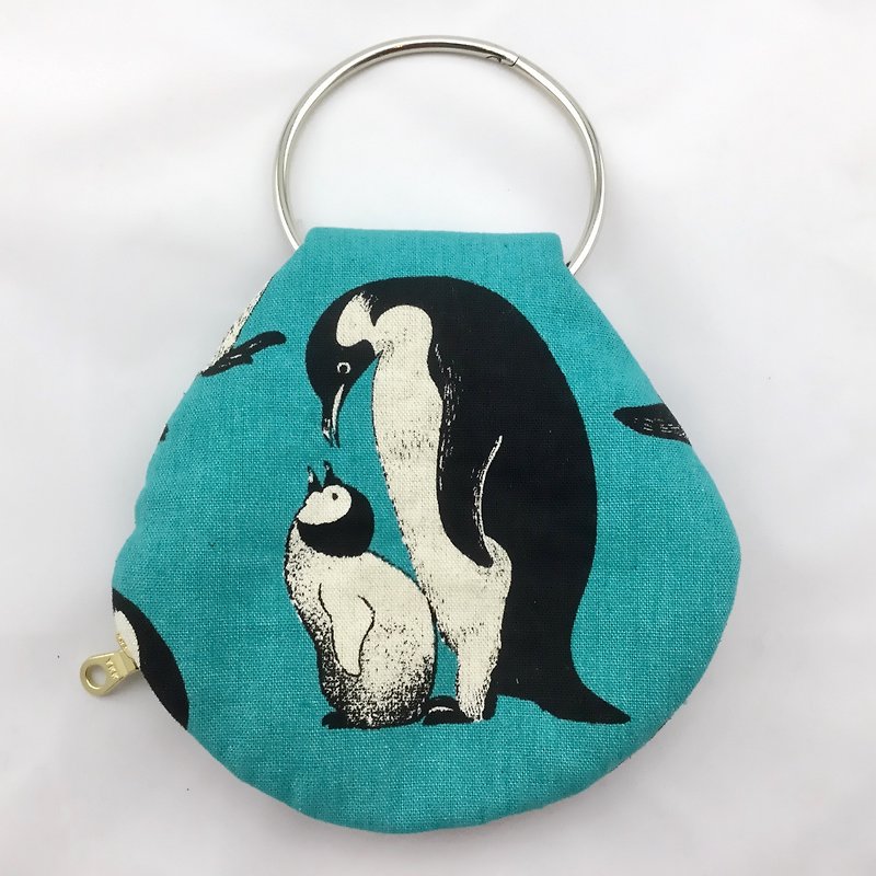 神氣企鵝--手作鑰匙包(不含魚形吊飾) - 鑰匙圈/鎖匙扣 - 棉．麻 