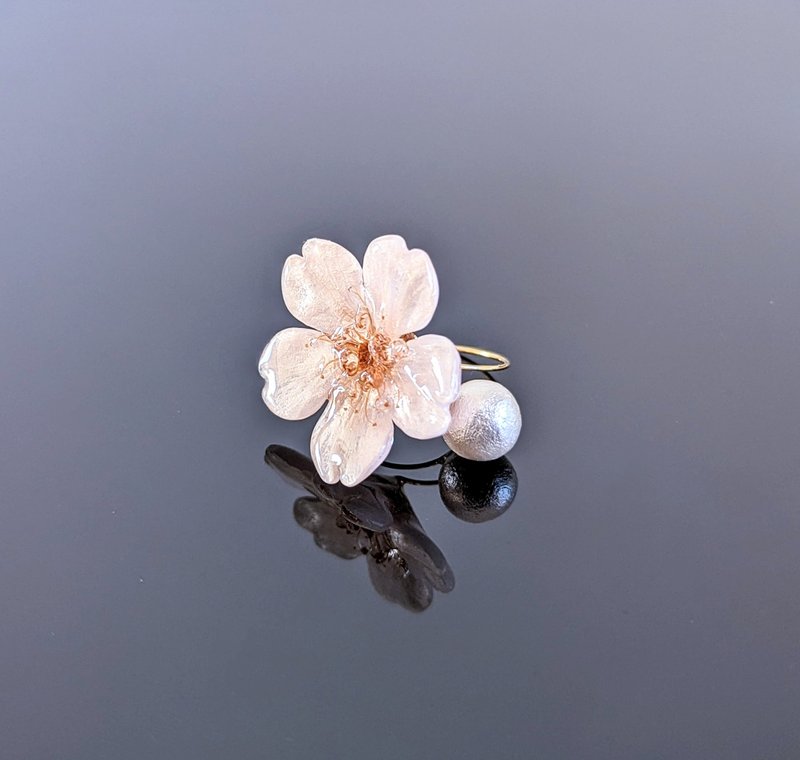 Everpink 永生花  真花 早開的櫻花 戒指　静止的 - 戒指 - 樹脂 粉紅色