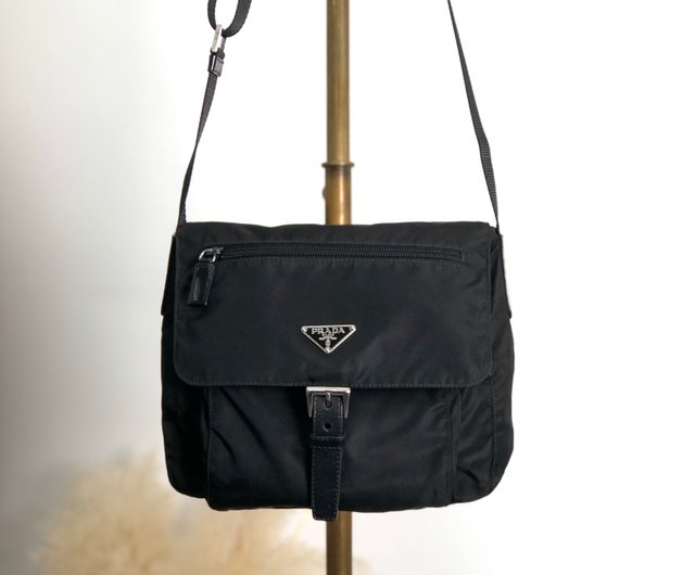 日本直送名牌中古包】PRADA プラダショルダーバッグブラック 日本直送名牌中古包】PRADA プラダショルダーバッグブラック