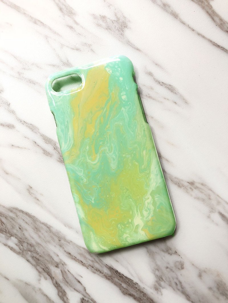 OOAK hand-painted phone case, only one available, Handmade marble IPhone case - เคส/ซองมือถือ - พลาสติก สีเขียว