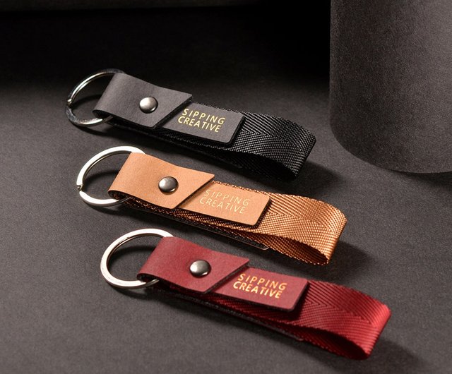 丸タツPaul Smith キーホルダー 赤、ワイン、箱ショッパー付き Paul Smith キーホルダー 赤、ワイン、箱、ショッパー付き