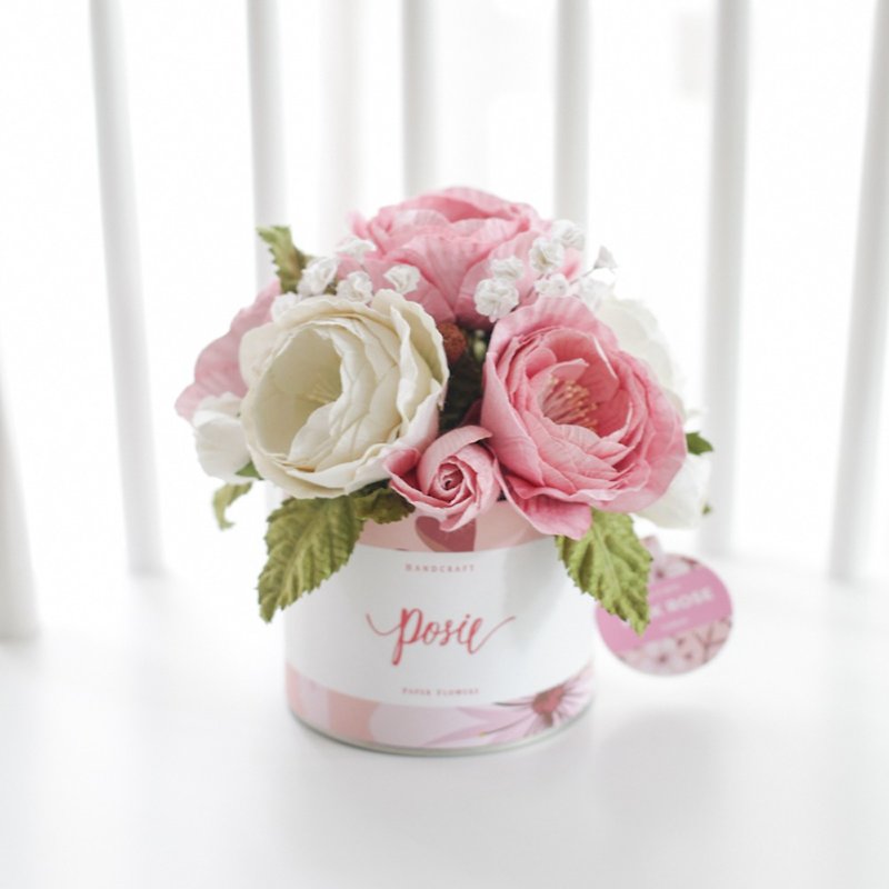 SWEET QUEEN ROSE Aromatic Medium Gift Box Handmade Paper Flowers - 裝飾/擺設  - 紙 粉紅色