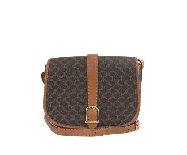 【返品?交換対象商品】 日本直送 名牌中古包 】CELINE セリーヌ マカダム フロント 時計