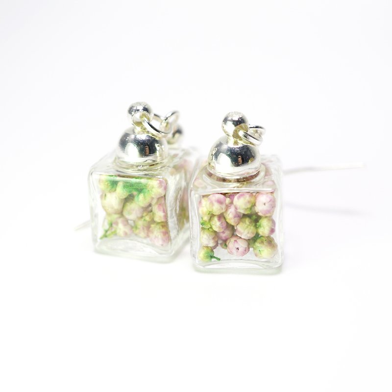 A Handmade white gradient pink romantic sense popcorn ice glass ball earrings - ต่างหู - พืช/ดอกไม้ 