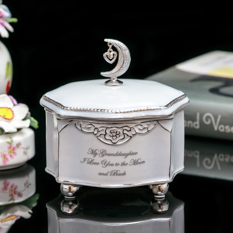 American Bradford 2013 Silver Moonlight Guardian Ceramic Music Box Music Bell Birthday Gift - ของวางตกแต่ง - เครื่องลายคราม 