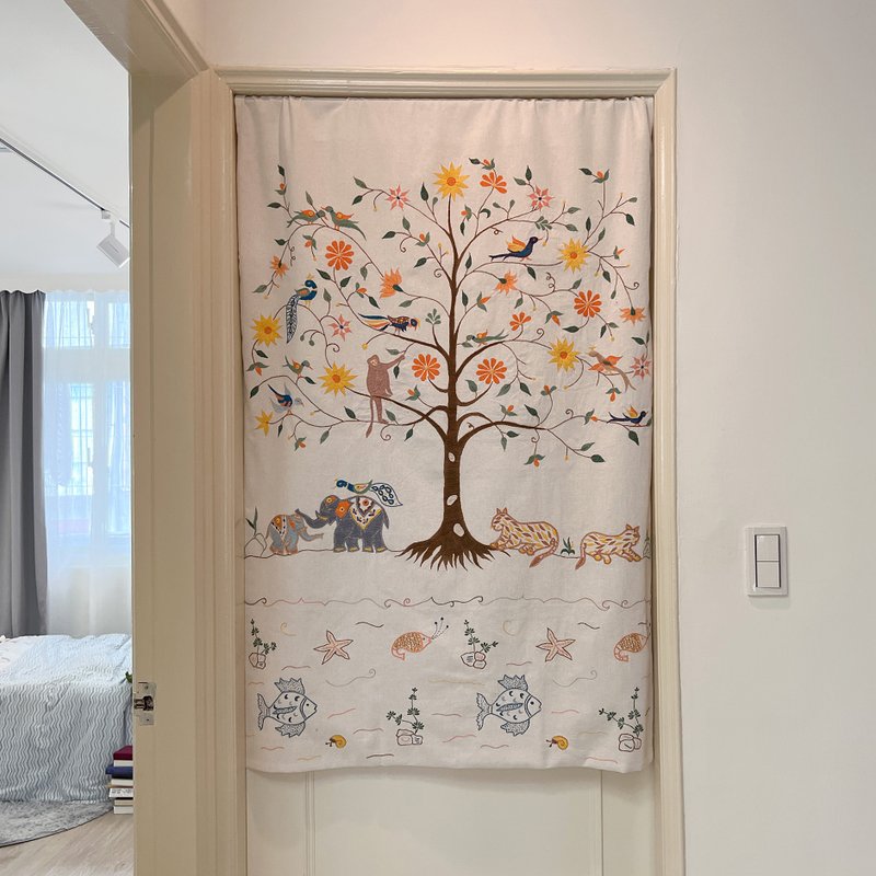 生命之樹_夕陽西下_刺繡掛布/門簾_公平貿易 - 海報/掛畫/掛布 - 棉．麻 白色
