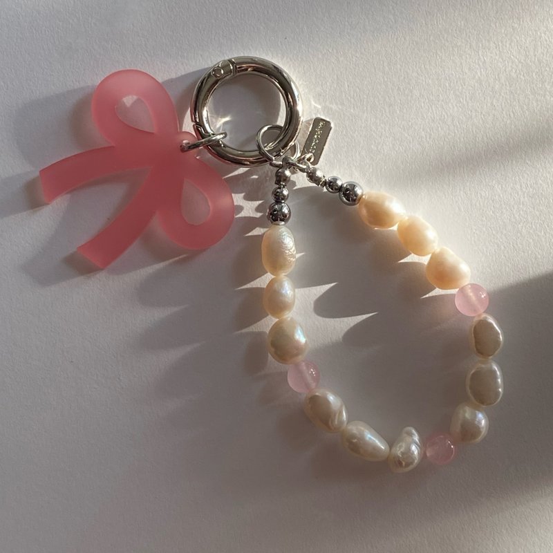 KEYCHAIN: BAROQUE NATURAL PEARLS & ROSE QUARTZ - 鑰匙圈/鑰匙包 - 珍珠 