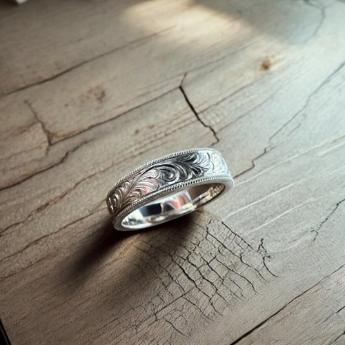 Wild Chisel Silver Studio 純銀批花戒指