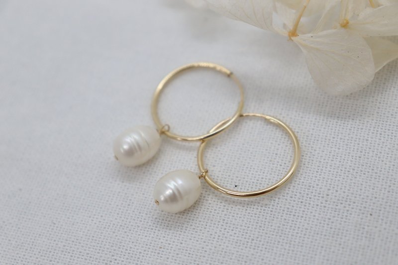 14K Gold Filled Hoop Freshwater Pearl Dangle Earrings, 14KGF Gold Jewellery - Earrings & Clip-ons - Pearl 