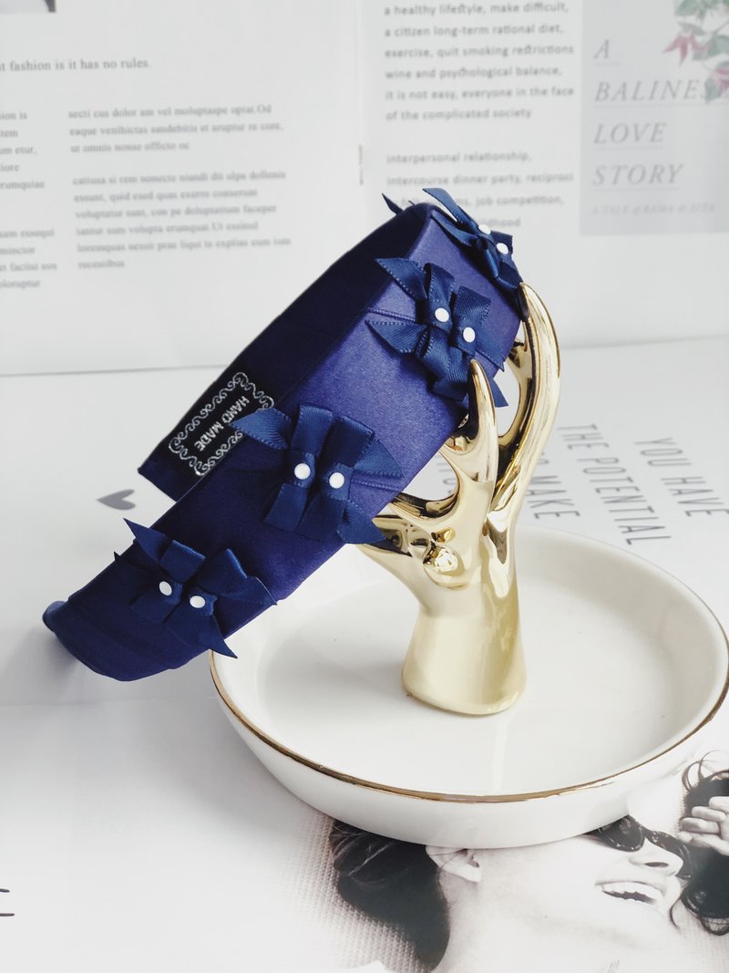原創墨藍色小蝴蝶結髮箍 - 髮箍/髮帶 - 其他材質 藍色