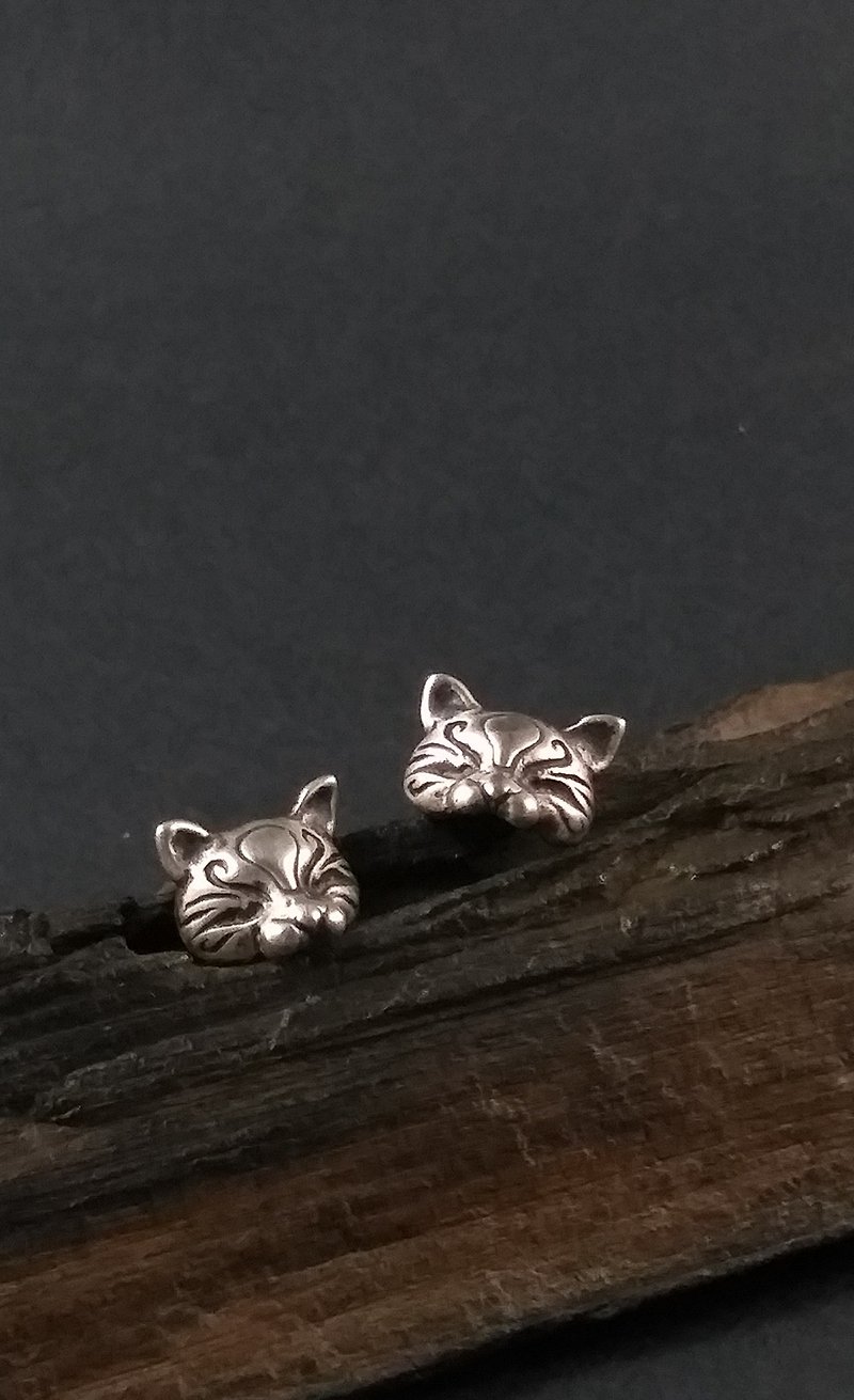 [Japan Series] Cat mask 925 white fungus needle vulcanization treatment - Earrings & Clip-ons - Sterling Silver 