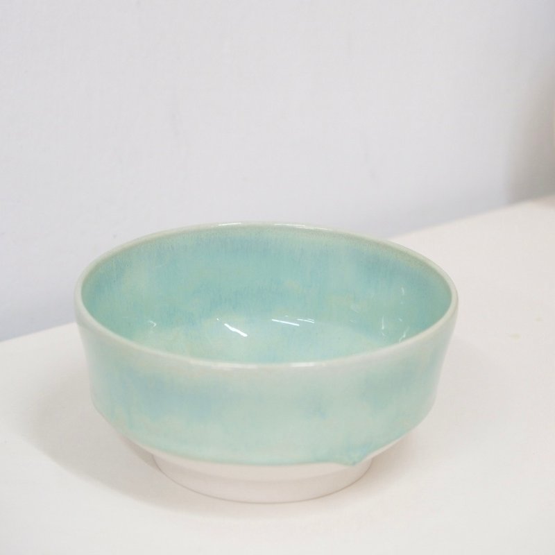 Lake green glazed noodle bowl - Bowls - Porcelain Green