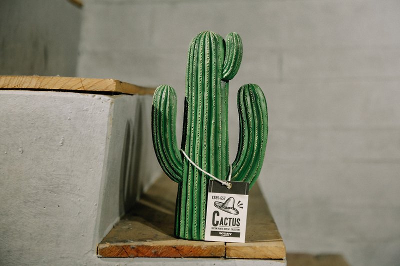 Dulton Type E Cactus - ของวางตกแต่ง - พลาสติก สีเขียว