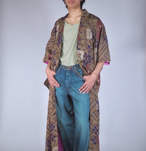 kimono-funky 【日本製造】柔軟絲綢和服長袍、男女通用、吉祥圖案、日本禮物