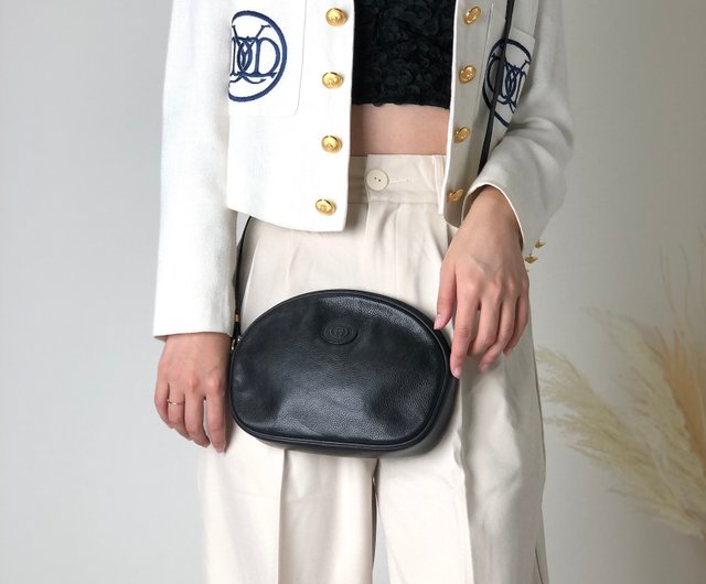 希少 オールドグッチ ラウンド ショルダーバッグ GUCCI グッチ ロゴプレート GGキャンバス レザー サークル ラウンド