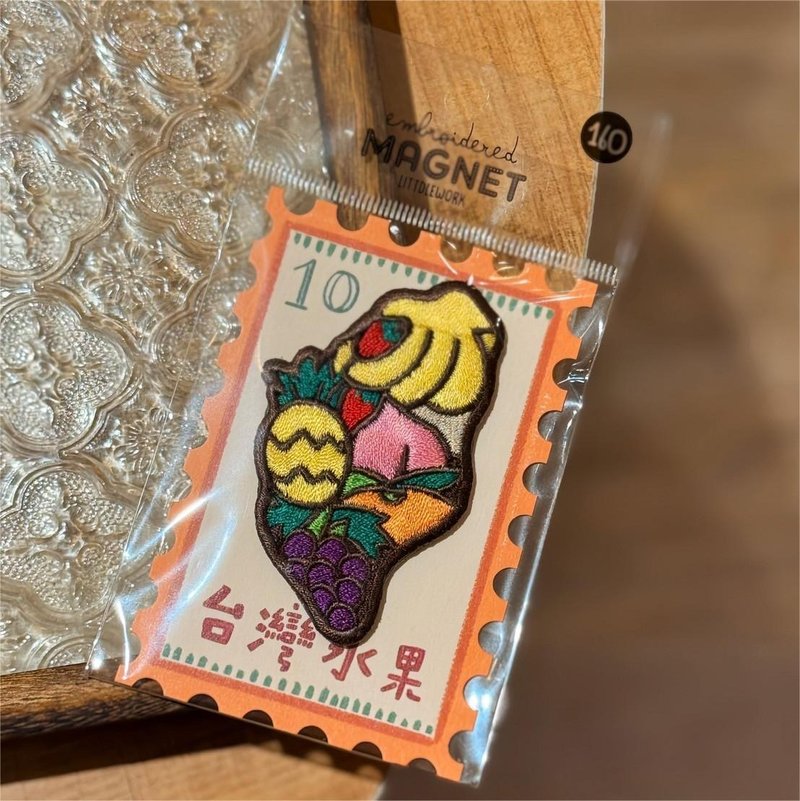 刺繡軟磁鐵 | 台灣地形-台灣水果 | Littdlework - 磁鐵 - 繡線 多色