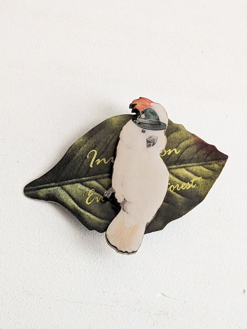 parrot brooch - Brooches - Wood Gray