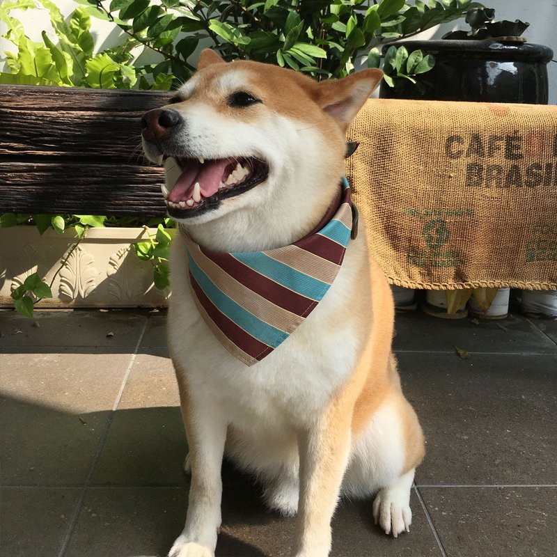 狗狗專屬名領巾-客製化(中型犬)- 卡其藍紋 - 項圈/牽繩 - 棉．麻 藍色