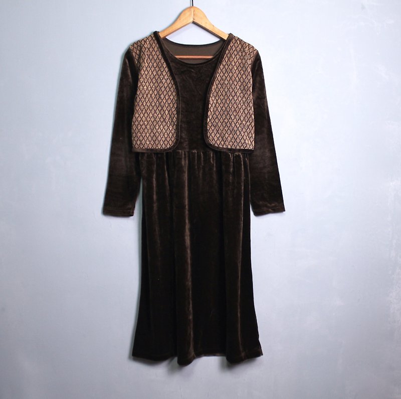 FOAK vintage 80s dark Brown intertwined Quilted Velvet Dress