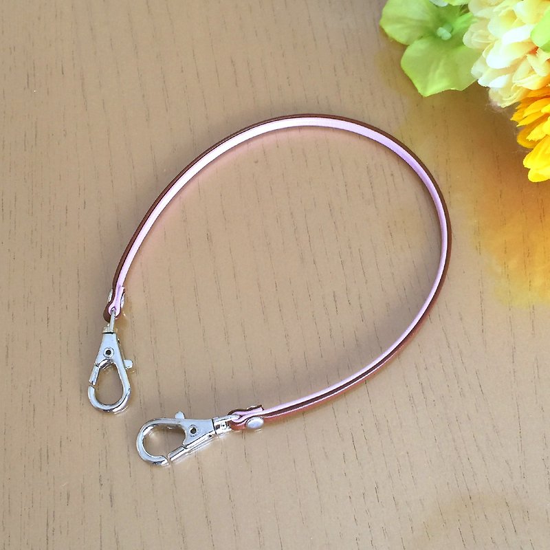 Two-tone color Leather strap ( Pearl Pink and Brown ) Clasps : Silver - พวงกุญแจ - หนังแท้ สึชมพู