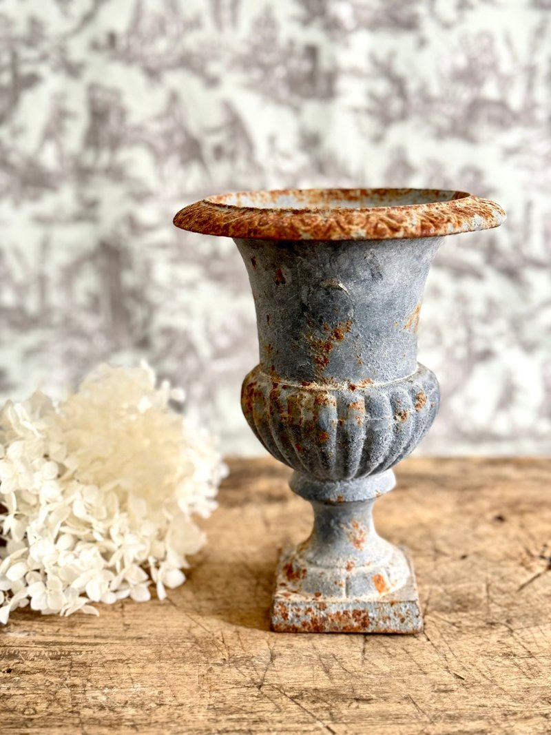 40674-Charming French antique neoclassical style cast iron urn H20cm - ของวางตกแต่ง - โลหะ 