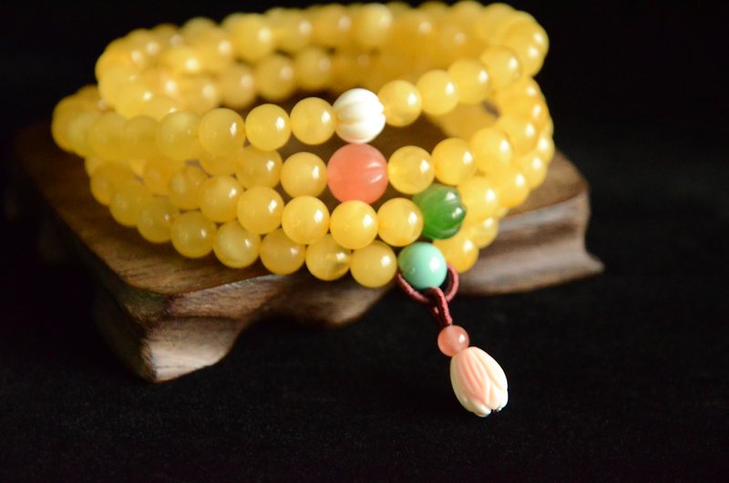 [Five Fortune] Amber Natural Amber Beeswax 108 Beads Bracelets - Bracelets - Gemstone Yellow