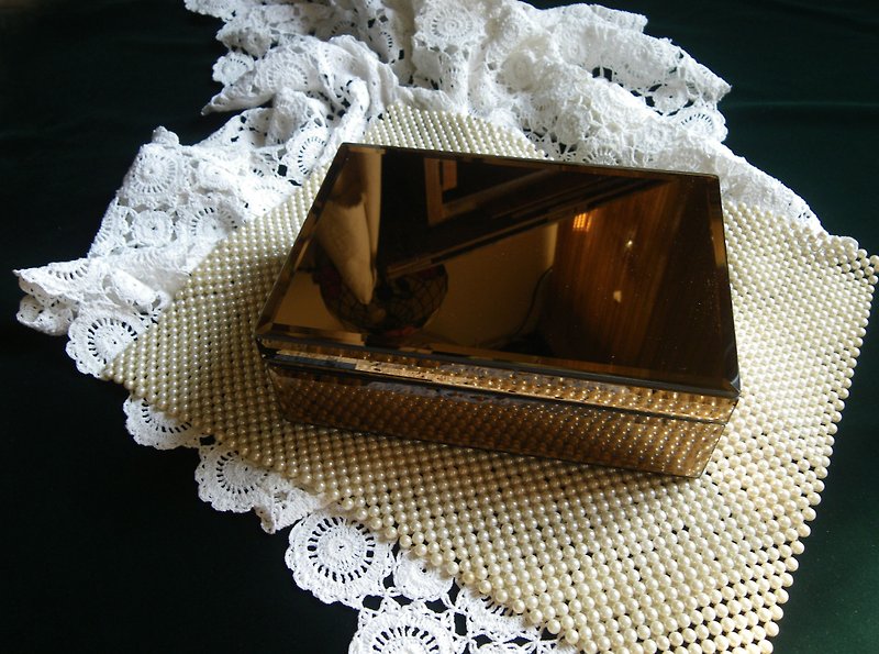 วัสดุอื่นๆ กล่องเก็บของ - [Old Time OLD-TIME] Early Taiwanese Mirror Jewelry Box