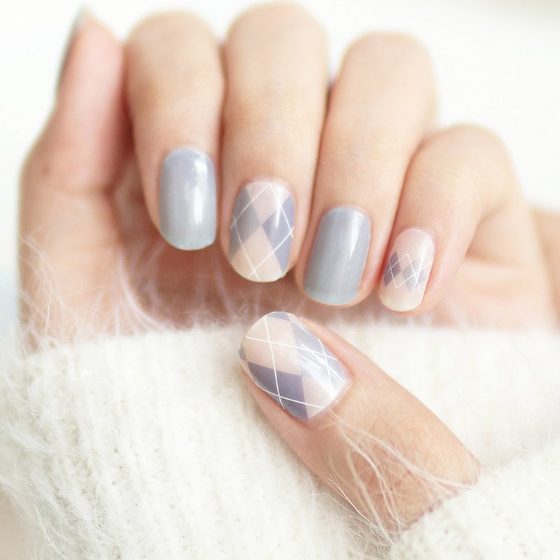 【Lunacaca Gel Nail Sticker】C00946 Melting ice and snow without burden | easy to use | does not hurt real nails - ยาทาเล็บ - พลาสติก 