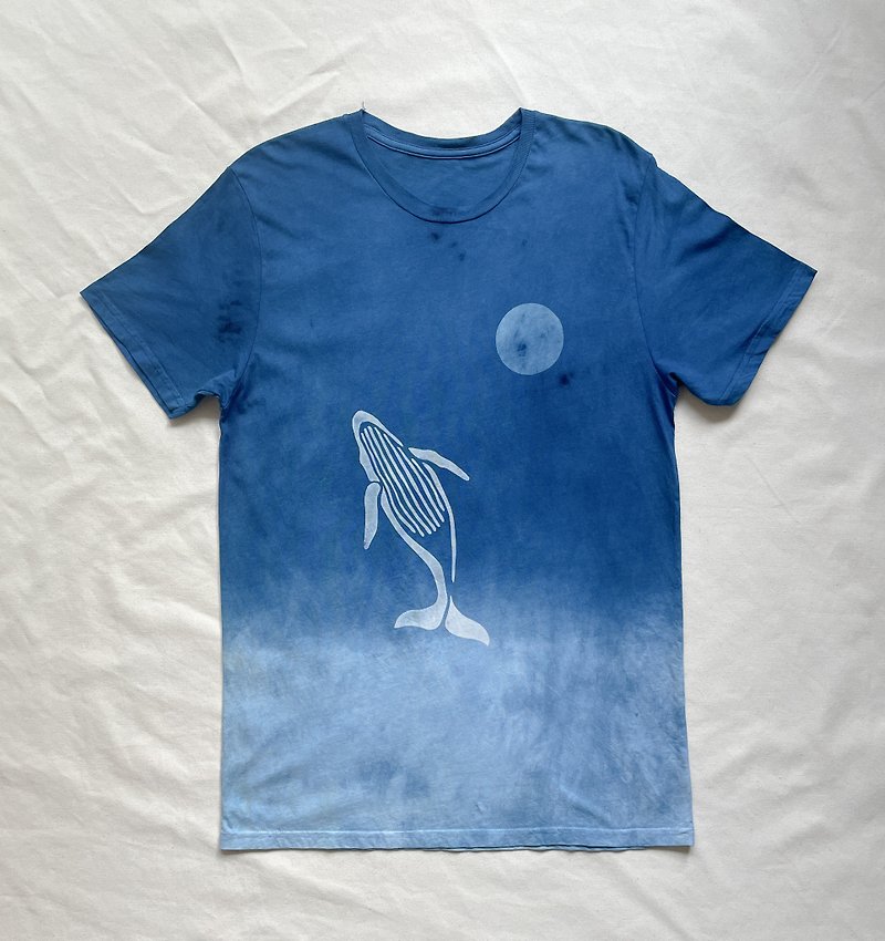 日本製 訳あり 満月に跳ねるクジラ whale Indigo dyed 藍染 organic cotton 絞り染め shibori - T 恤 - 棉．麻 藍色