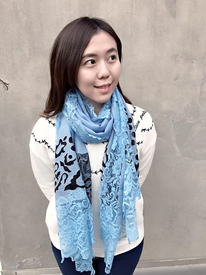 100% cashmere / pashmina handmade lace design shawl scarf - Scarves - Wool Blue