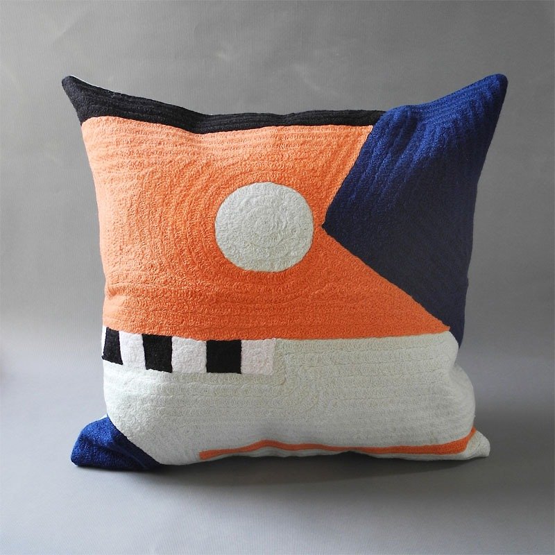 /繊細な手刺繍枕 - 枕・クッション - コットン・麻 オレンジ