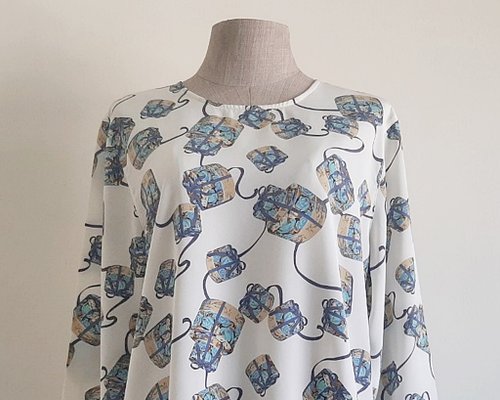 PaiissaraEveryday Medium Vintage Blue White Novelty Print Blouse Womens Long Sleeve Top M