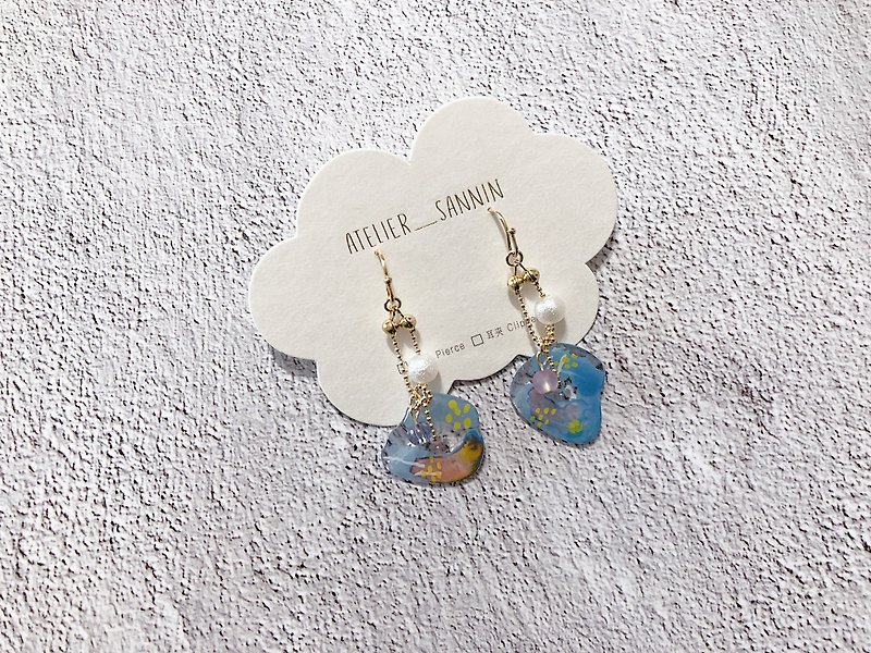 Autumn Seawall Series-Blue Coral Sea Handmade Earrings Hand-painted Dangle Ear Hook/Ear Clip - Earrings & Clip-ons - Other Materials 
