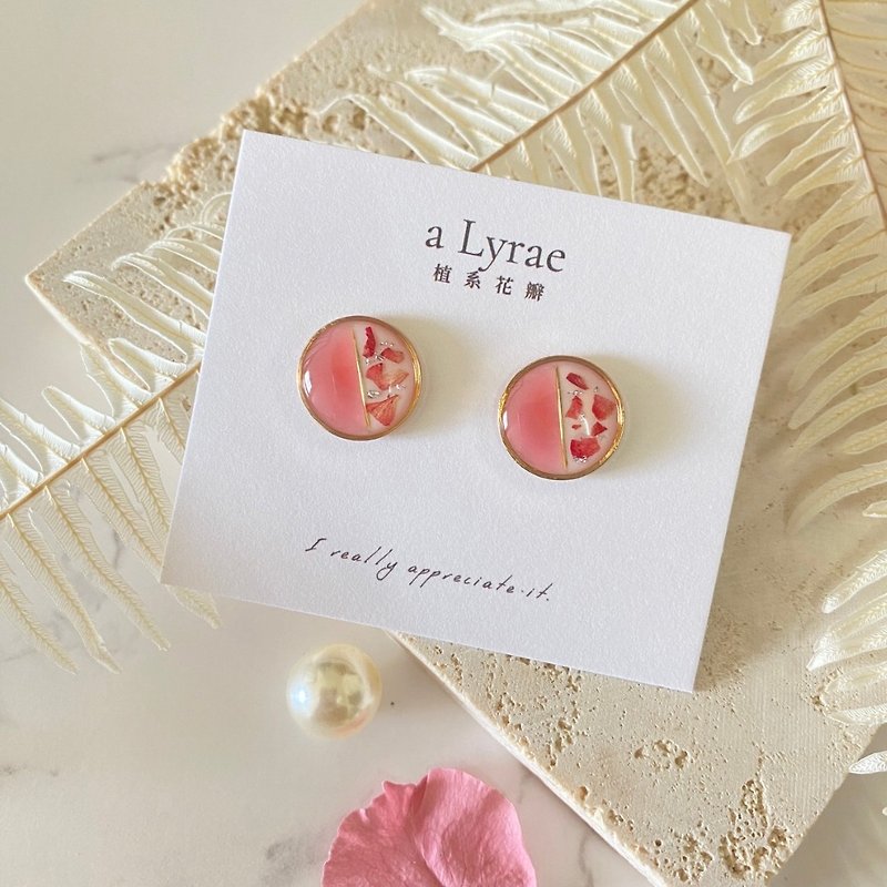 Hand-made earrings plated with 14k gold, simple jewelry, pink roses - ต่างหู - วัสดุอื่นๆ สึชมพู