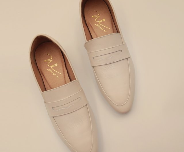 country club penny loafer