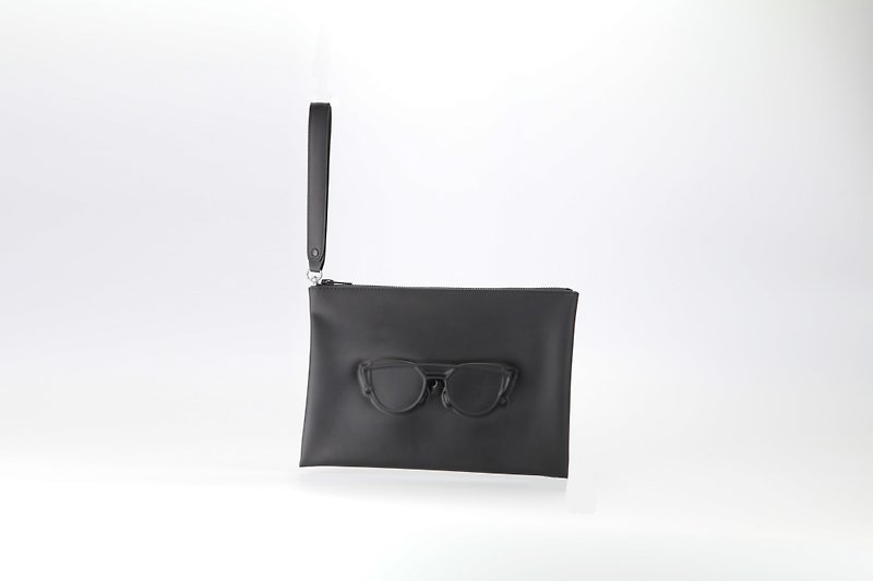 POMCH-VF Matte Glasses Three-dimensional Pattern Clutch (M) - กระเป๋าคลัทช์ - วัสดุอื่นๆ สีดำ