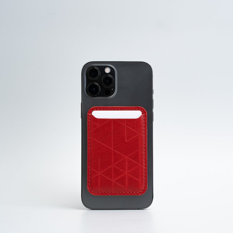 หนังแท้ อุปกรณ์เสริมอื่น ๆ สีแดง - Leather wallet with MagSafe for iPhone 15/14/13/12 series