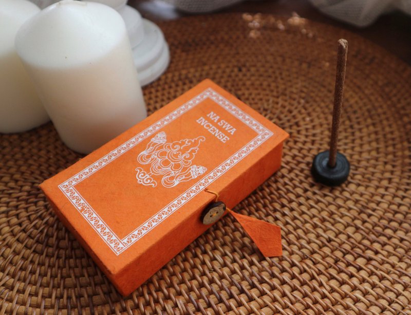 Stupa Box Incense - Na Swa - น้ำหอม - สารสกัดไม้ก๊อก สีส้ม